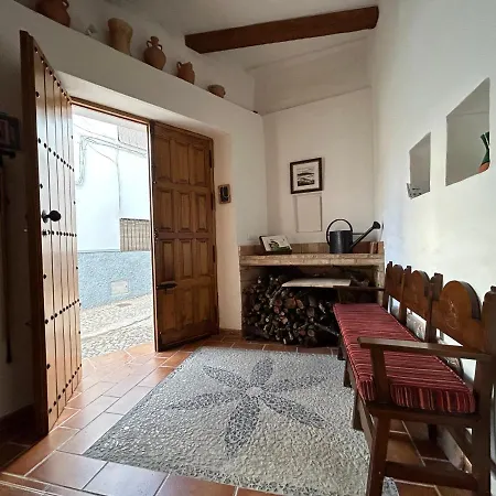 El Refugio Apartment *